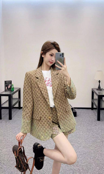 New collections 

master                                             
good pualiit 💖👌🧥🧥


AVAILABLE
290 dhs🇦🇪🇦🇪🇦🇪

size：S M L
Zain231
♥️♥️♥️