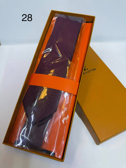 Hermes
Gucci
LV
Dior

Withbox

75 dhs🇦🇪🇦🇪

Zain93
♥️♥️♥️
