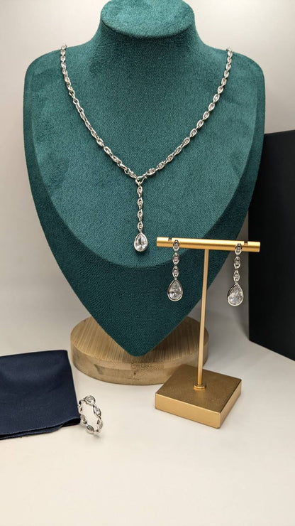 APM Monaco
*Necklace, Earrings & F.Ring*
*Master Quality* 
190 dhs🇦🇪🇦🇪 with Normal Box 🎁
220 dhs🇦🇪🇦🇪 with Master Box 🎁

Zain210
♥️♥️♥️