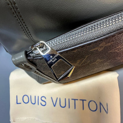 LV

MASTER QUALITY 

WITH DOUBLE BOX 
🎁🎁🎁

300 dhs🪙🖤

Zain39
♥️♥️♥️