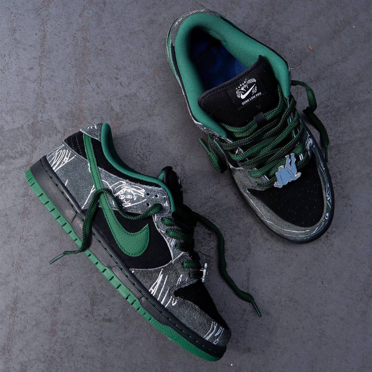 Nike SB Dunk Low "There Skateboards"
36-45 AVAILABLE 🤩
230 dhs❣️

Zain242
♥️♥️♥️