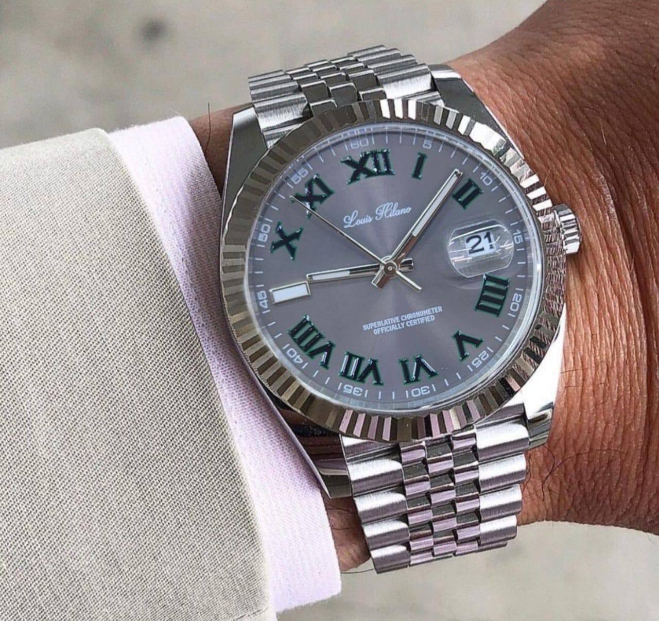 Louis Hilano 
watch for men good quality 
260 dhs💓

Zain59
♥️♥️♥️