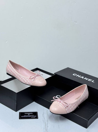 CHANEL

SIZE 36-41
105 dhs💓

Zain21
♥️♥️♥️