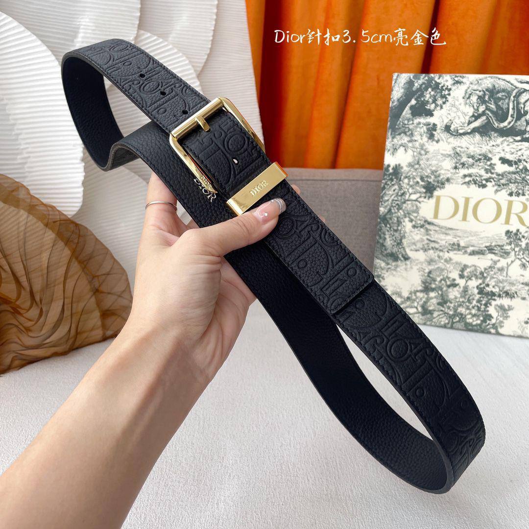 Dior

Master quality
for man
320 dhs🇦🇪🇦🇪

Zain164
♥️♥️♥️