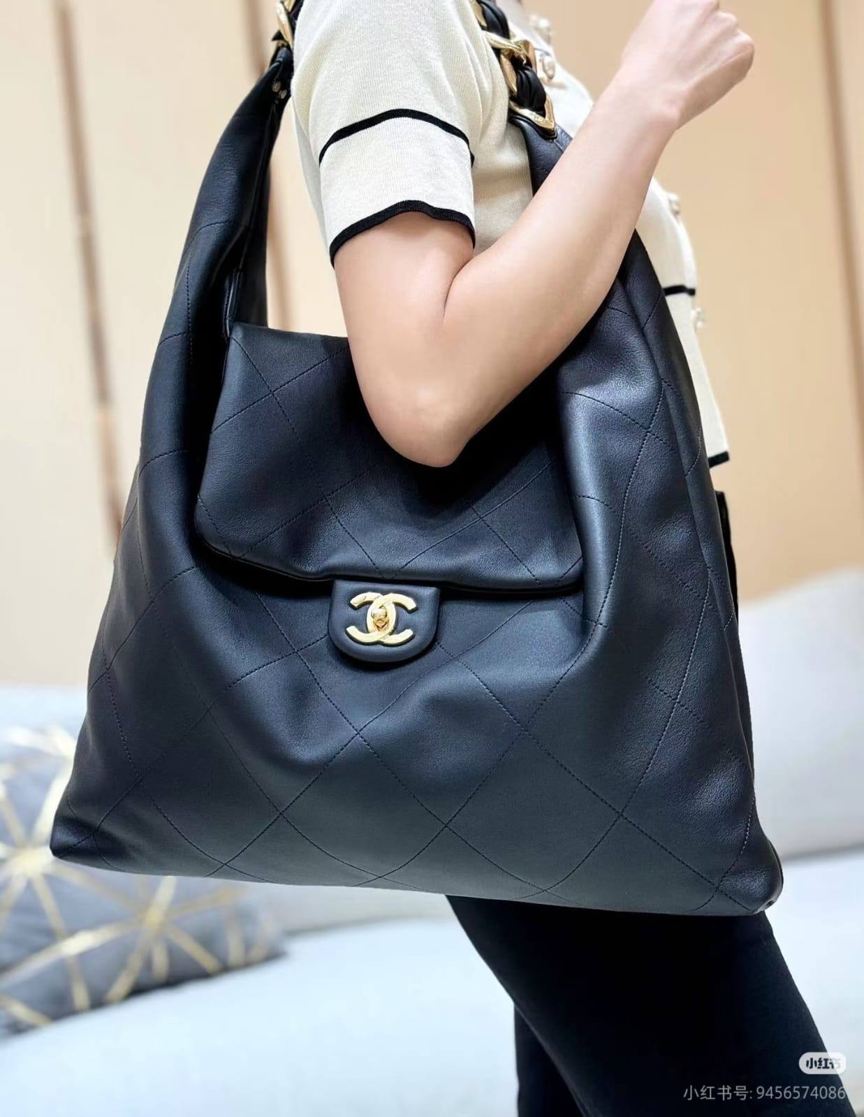 Chanel Master++
360 dhs🪙🌨️

Zain10
♥️♥️♥️