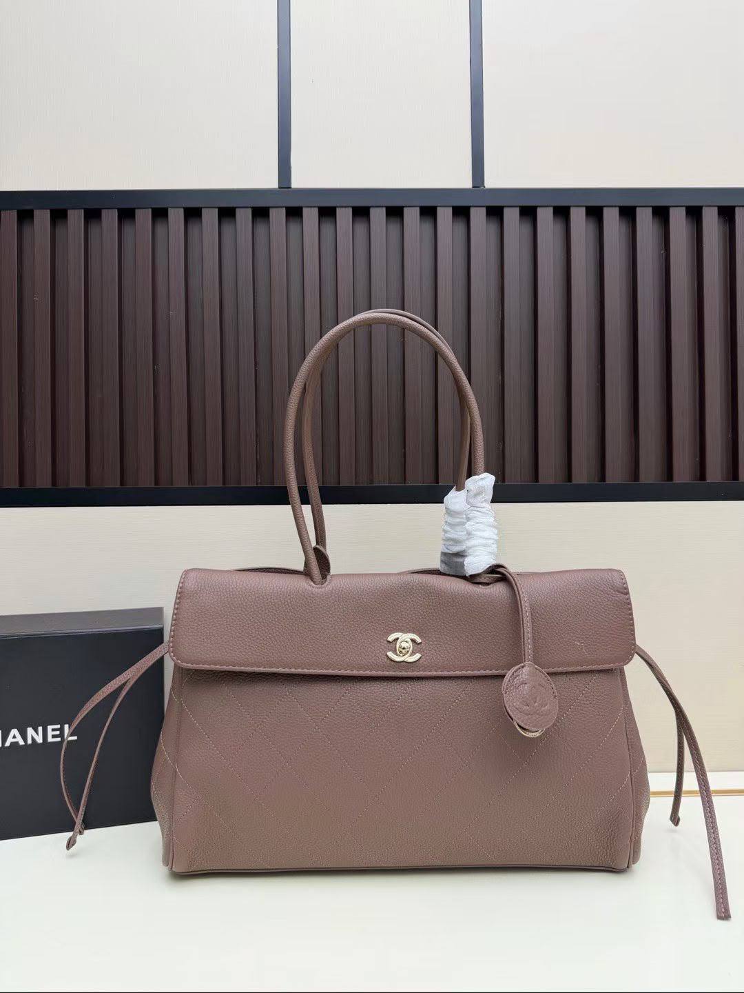 Chanel
Mastser✅✅
390 dhs🇦🇪🇦🇪

Zain153
♥️♥️♥️
