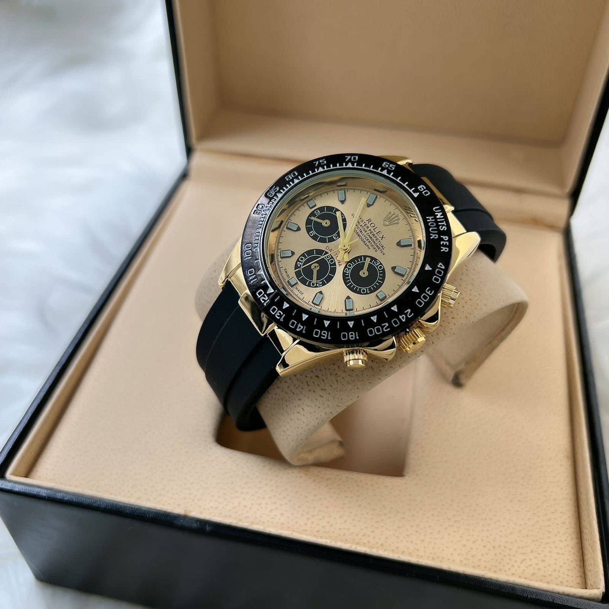 Rolex 
Patek Philippe 
Omega
Cartier 
Tissot


55 dhs

Zain45
♥️♥️♥️
