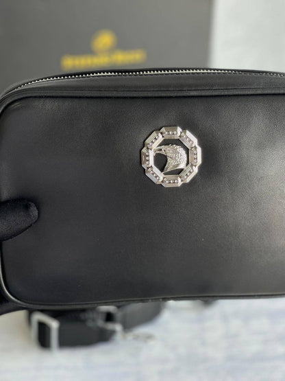 STEFANO RICCI
*New collection* 
*Massenger bag* 
*Master quality*
600 dhs🪙🖤

Zain179
♥️♥️♥️