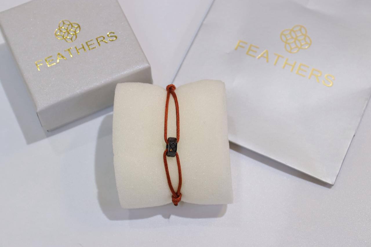 Feathers Bracelet
55 dhs✅

Zain33
♥️♥️♥️