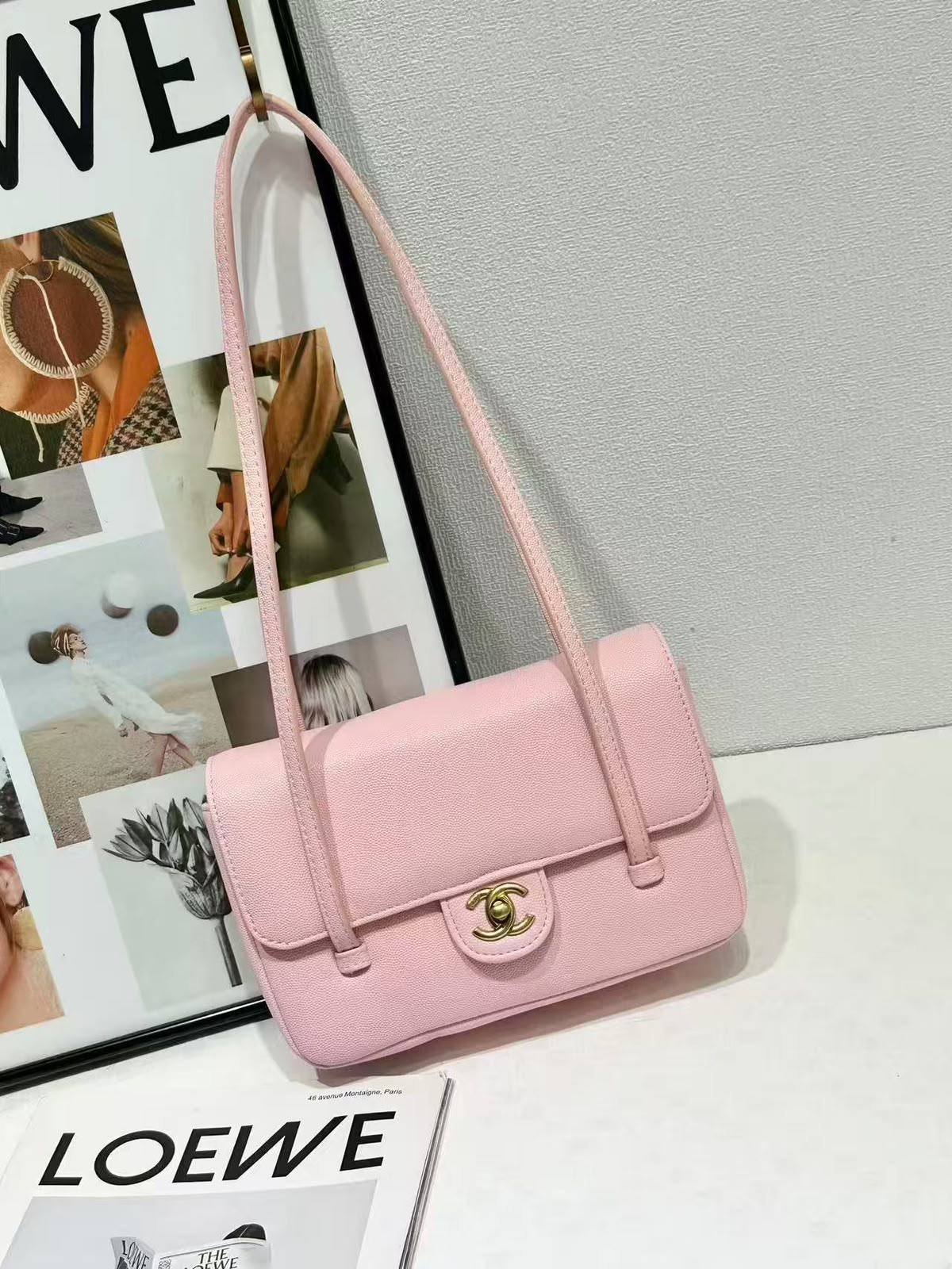 Chanel 

100 dhs🇦🇪🇦🇪
 have box

Zain07
♥️♥️♥️