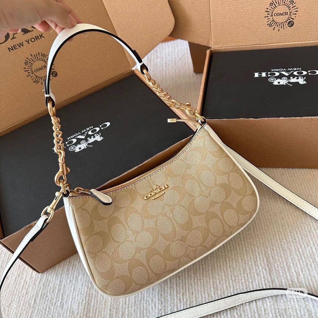 🌈 Coach Teri
1️⃣ First quality +🎁
Size : 24 * 15 * 7 cm
80 dhs🪙🌨️
with box 🎁

Zain115
♥️♥️♥️