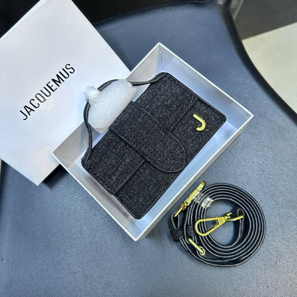 JACQUEMUS
 HIGH QUALITY 
MINI SIZE  

WITH BOX 
🎁🎁🎁

100 dhs✅

Zain295
♥️♥️♥️