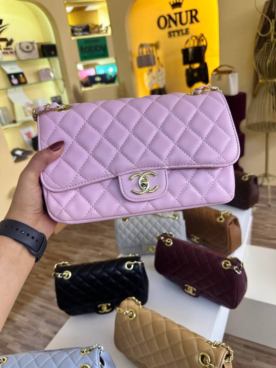 Chanel offer

180 dhs

Zain3121
♥️♥️♥️

Zc