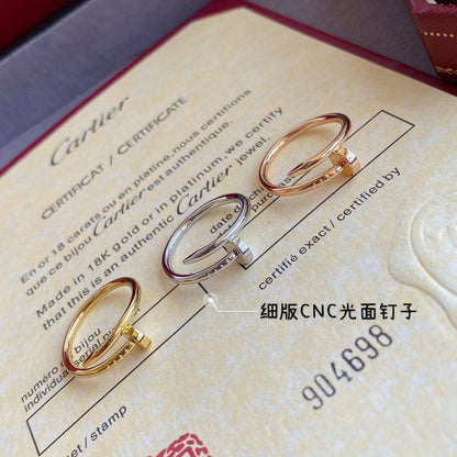 Ring  Thin Cartier
45 dhs🪙💚
Size 
5-6-7-8-9
With Good box And Paper Bag
🎁🎁🎁

Zain89
♥️♥️♥️
