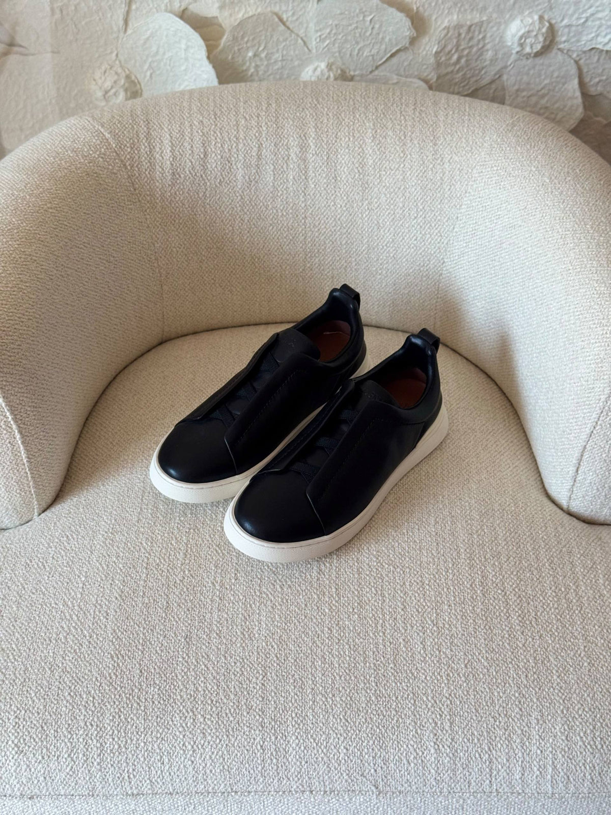 ZEGNA SNEAKERS 

AAA QUALITY

 SIZE:40 to 46 

500 dhs🇦🇪🇦🇪

Zain185
♥️♥️♥️