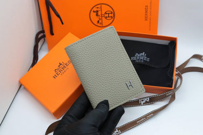 Hermes Wallet 

80 dhs🇦🇪🇦🇪

With Box And Paper Bag

Zain33
♥️♥️♥️