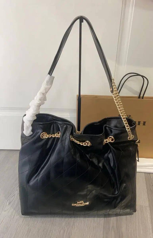 Coach Master
🌺🥰33cm 
230 dhs❤️

Zain248
♥️♥️♥️