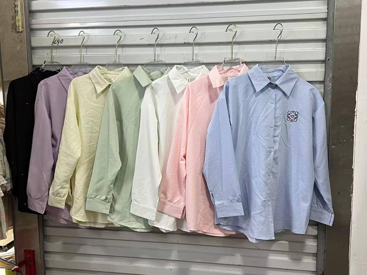 70 dhs

Zain140
♥️♥️♥️