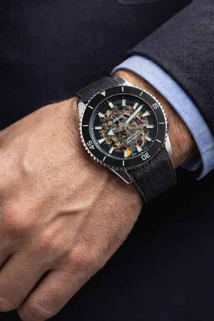 Rado Captain Cook watch 
for men good quality automatic 
260 dhs👑

Zain59
♥️♥️♥️