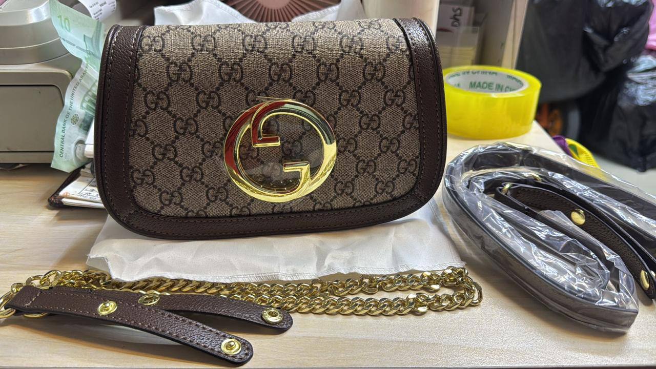 Gucci Ophidia
1️⃣ First Quality +🎁
Size: 25 ~ 23 * 13 cm
90 dhs✅
with box 🎁


Zain115
♥️♥️♥️