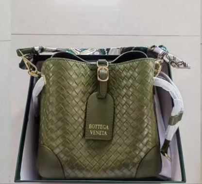 Bags

withbox 
🎁🎁🎁

110 dhs✅

Zain143
♥️♥️♥️