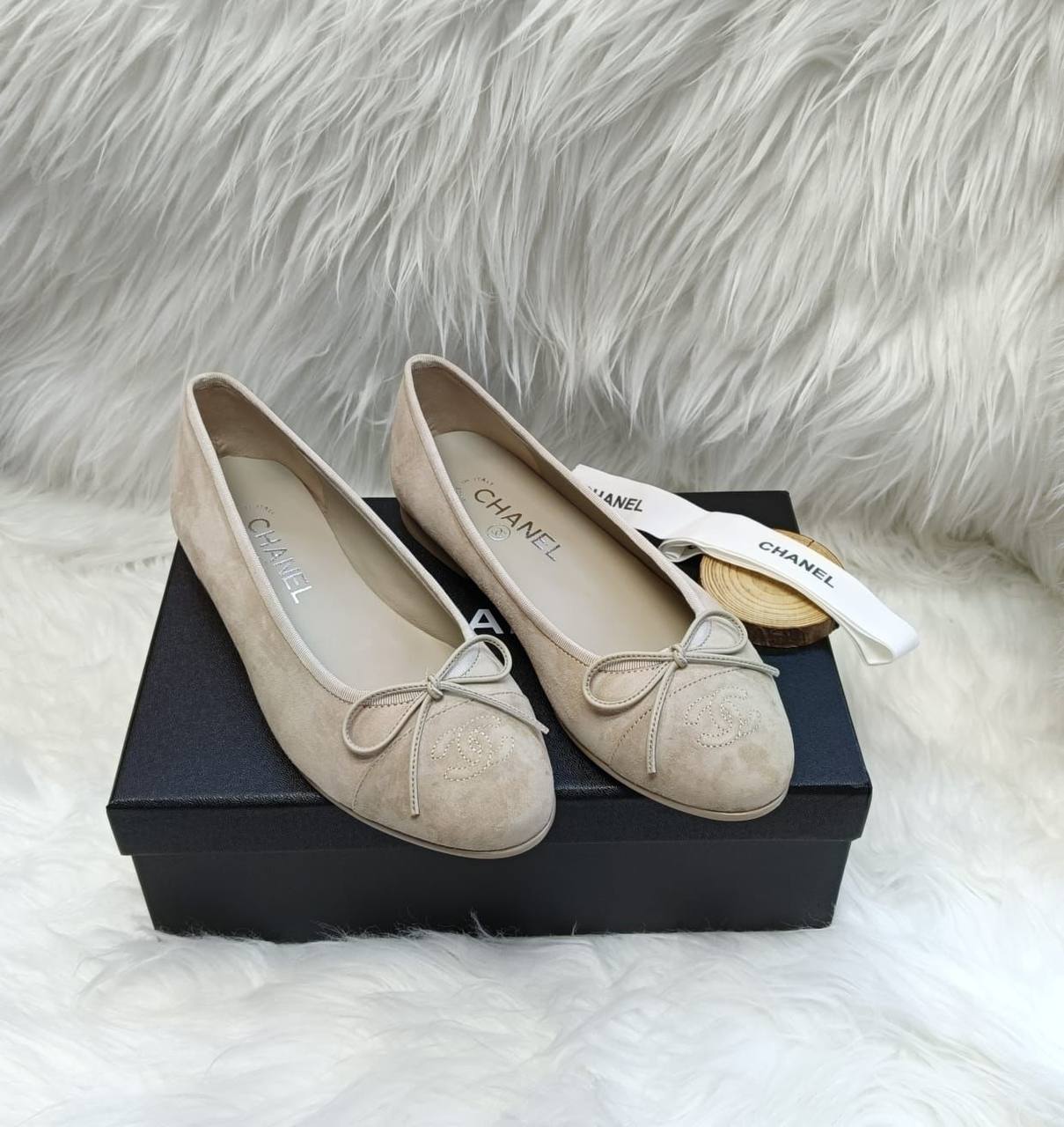 Chanel
High quality🤗
SIZE  ……… 36-42🥳
350 dhs✅

Zain119
♥️♥️♥️