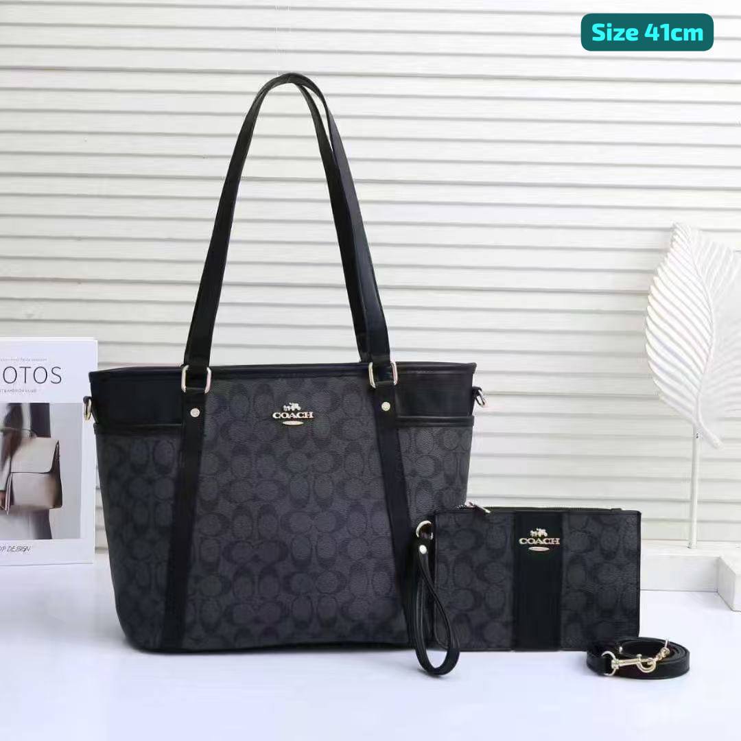 Coach
Good quality
110 dhs🪙🌨️

Zain186
♥️♥️♥️