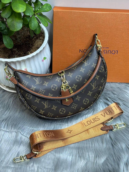 LV
SIZE  ………28CM👌

95 dhs🪙🌨️

with box
🎁🎁🎁

Zain244
♥️♥️♥️
