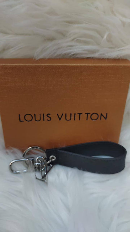LV key holders & bags charm accessories
All sizes price 
55 dhs✅

Zain88
♥️♥️♥️