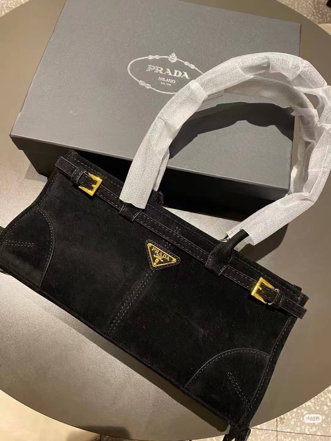 Prada Master++
300 dhs🪙🌨️
320 dhs🪙🌨️

Zain10
♥️♥️♥️