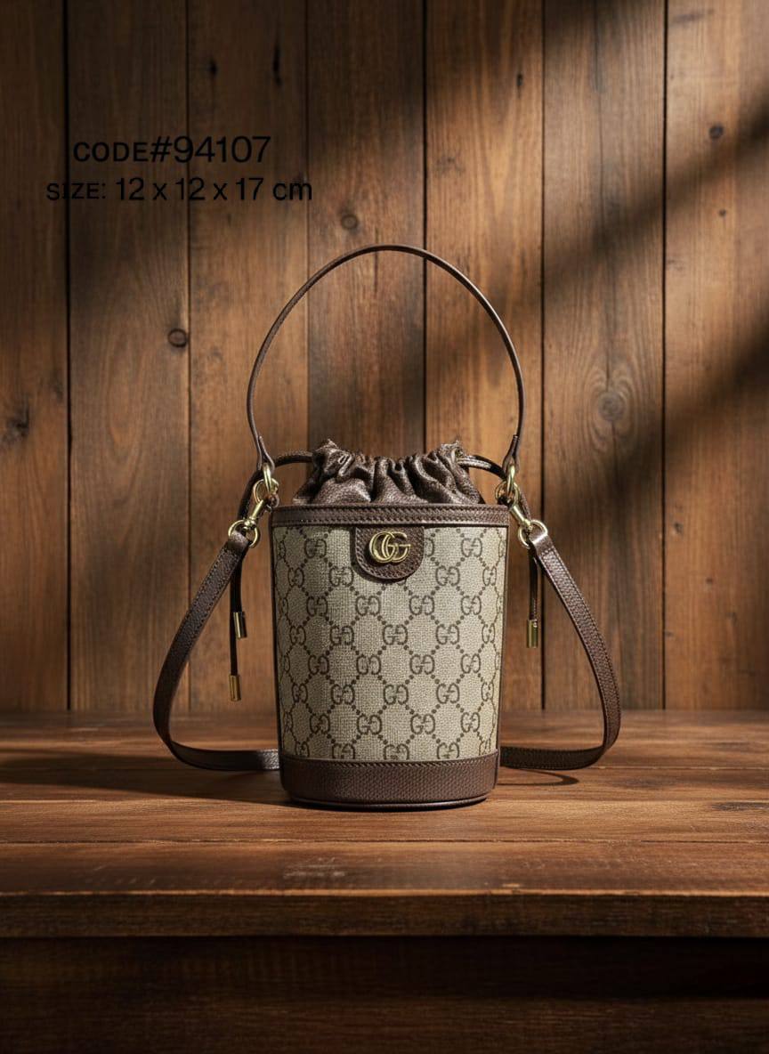 𝗚𝗨𝗖𝗖𝗜 OPHIDIA
Mini BUCKET BAG
ɪᴛ ʜᴀs ʟᴏɴɢ ʙᴇʟᴛ sᴛʀᴀᴘ
sɪᴢᴇ: 12 cm
ᴡɪᴛʜ BOX
🎁🎁🎁

75 dhs🪙🌨️

Zain31
♥️♥️♥️