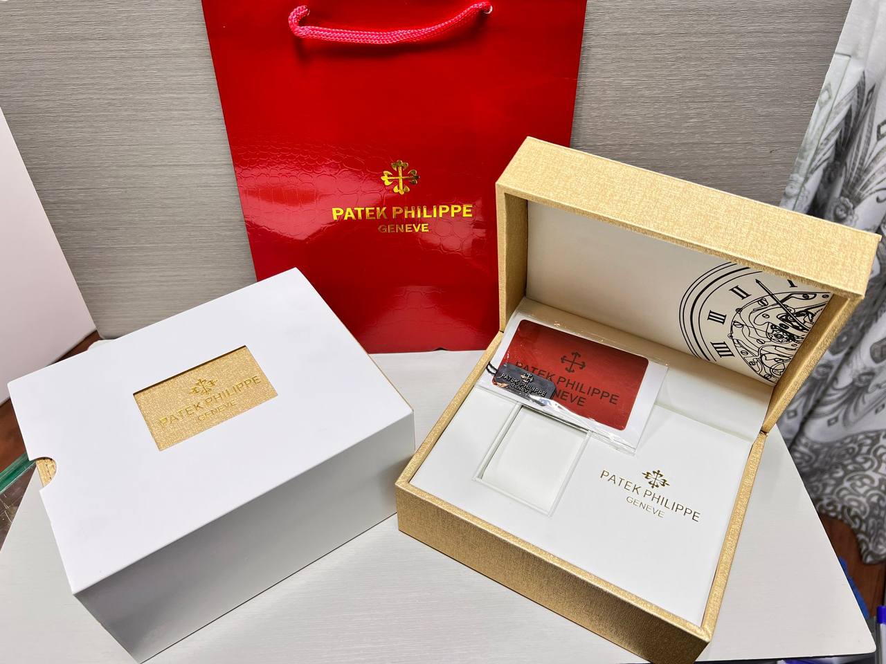 Watches Boxes
Master Box + Paper bag & Card
🎁🎁🎁

50 dhs🪙🌨️

Zain85
♥️♥️♥️