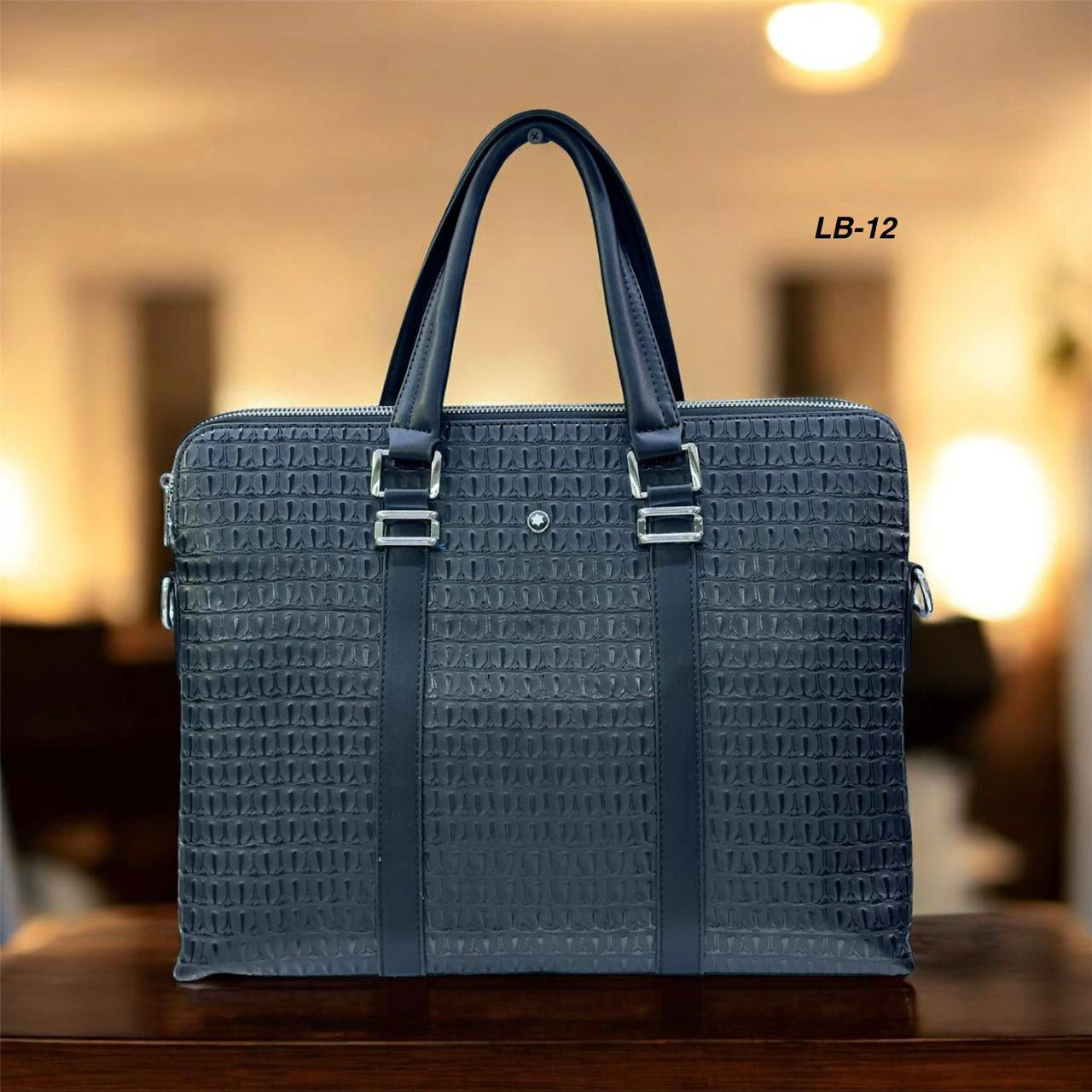 Laptop Bags
130 dhs✅

Zain182
♥️♥️♥️