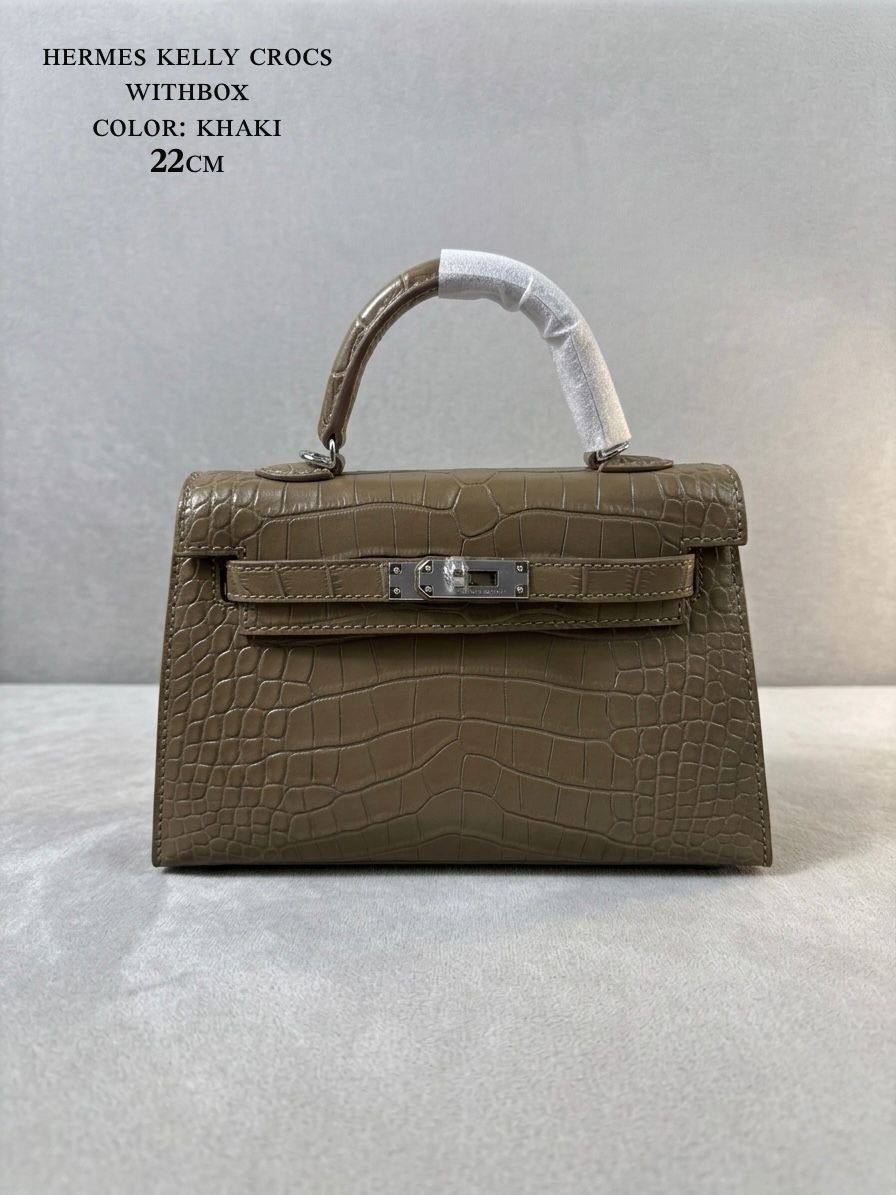 Hermes
ʜᴇʀᴍᴇs ᴋᴇʟʟʏ ᴄʀᴏᴄs 
sɪʟᴠᴇʀ ʜᴀʀᴅᴡᴀʀᴇ
ᴡɪᴛʜʙᴏx
🎁🎁🎁

Cʀᴏᴄᴏᴅɪʟᴇ ᴅᴇsɪɢɴ
sɪᴢᴇ:𝟐𝟐ᴄᴍ
95 dhs✅

Zain56
♥️♥️♥️