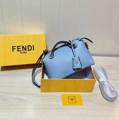 Mixed bags
Fendi
Dior
Chanel
YSL

95 dhs🇦🇪🇦🇪

Withbox
high quality

Zain26
♥️♥️♥️