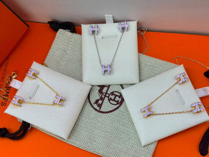 Hermes Set 💕
 Necklace Earrings

Master quality 

105 dhs🇦🇪🇦🇪 normal box 📦
120 dhs🇦🇪🇦🇪 master box 🎁

Zain48
♥️♥️♥️
