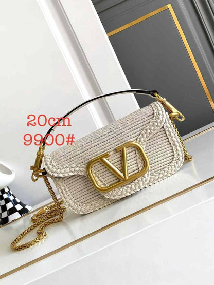 Valentino 
Master
310 dhs✅

Zain153
♥️♥️♥️