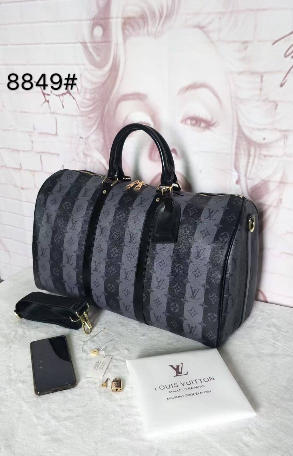 Travel bags

115 dhs🇦🇪🇦🇪

Zain26
♥️♥️♥️