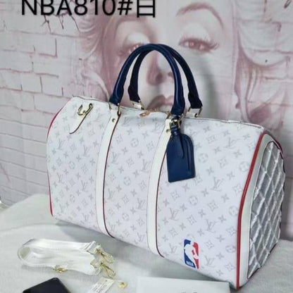LV Travel Bags
115 dhs✅ 
high quality 
55cm

Zain26
♥️♥️♥️
