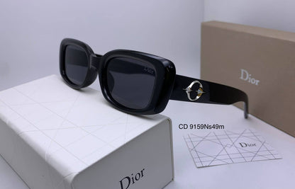 Ladies sunglasses 
70 dhs🇦🇪🇦🇪

Zain126
♥️♥️♥️