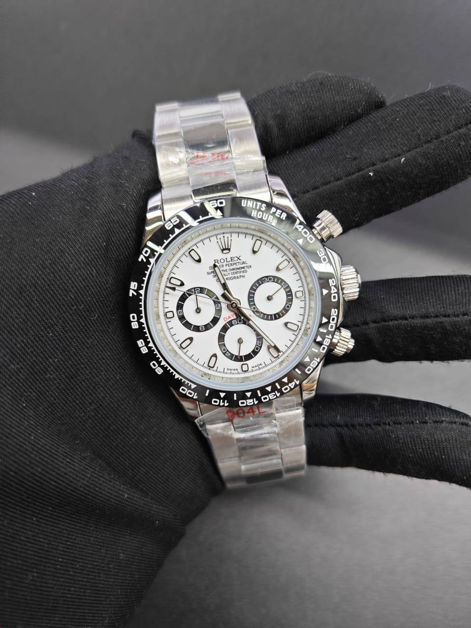 Rolex automatic,for man 
230 dhs🪙🌨️

Zain25
♥️♥️♥️