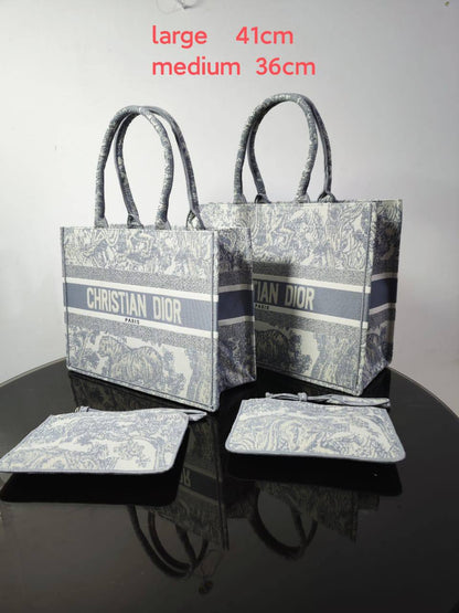 Dior

110 dhs🪙🌨️  medium 36cm
115 dhs🪙🌨️  large 41cm
two  size
High Quality

Zain26
♥️♥️♥️