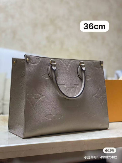 LV 
Master❣️❣️

#36cm=440 dhs🇦🇪🇦🇪

Zain297
♥️♥️♥️