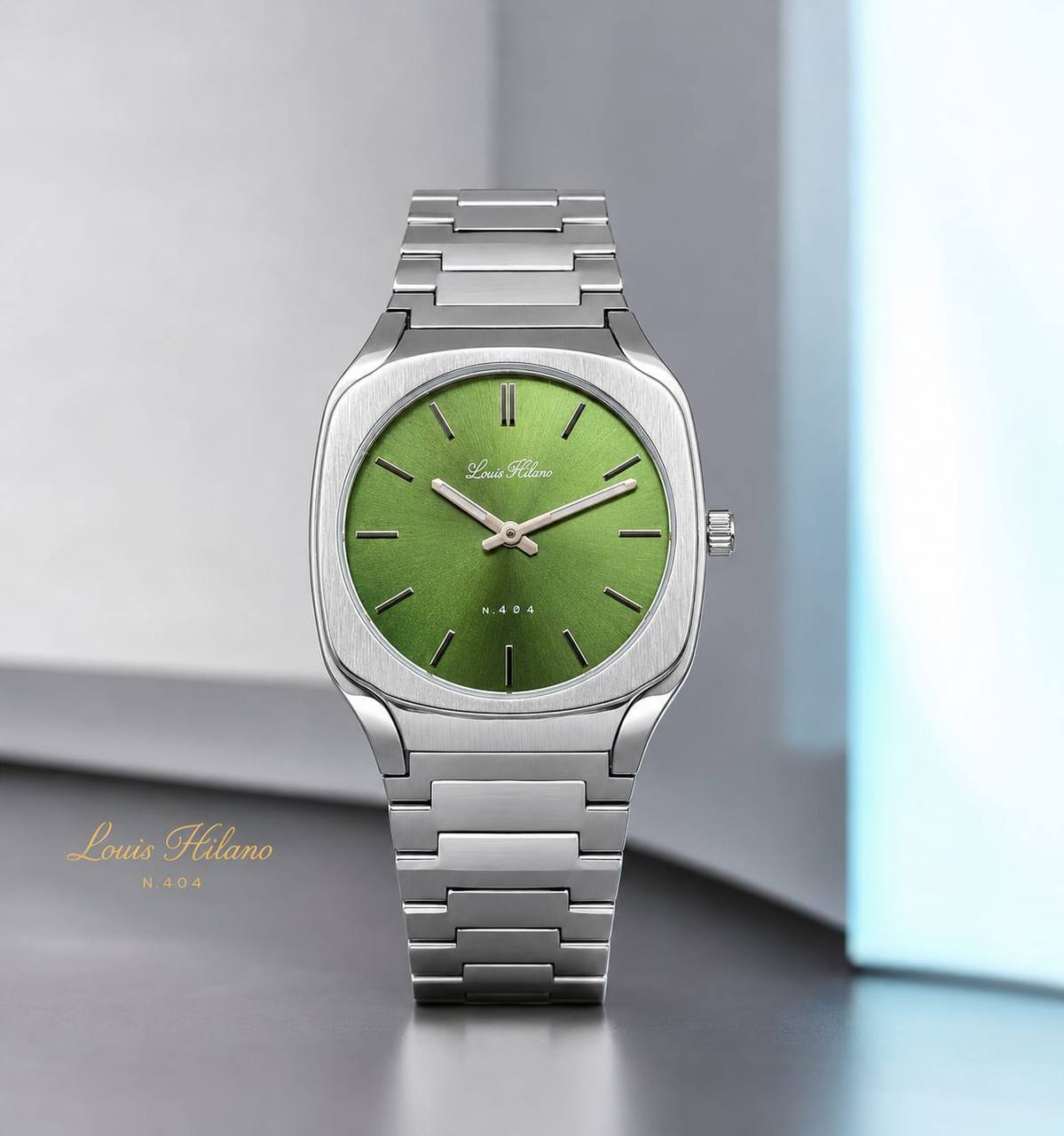 Louis Hilano watch for men good quality 
260 dhs✅

Zain59
♥️♥️♥️