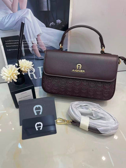 Aigner
110 dhs✅
withbox

Zain143
♥️♥️♥️