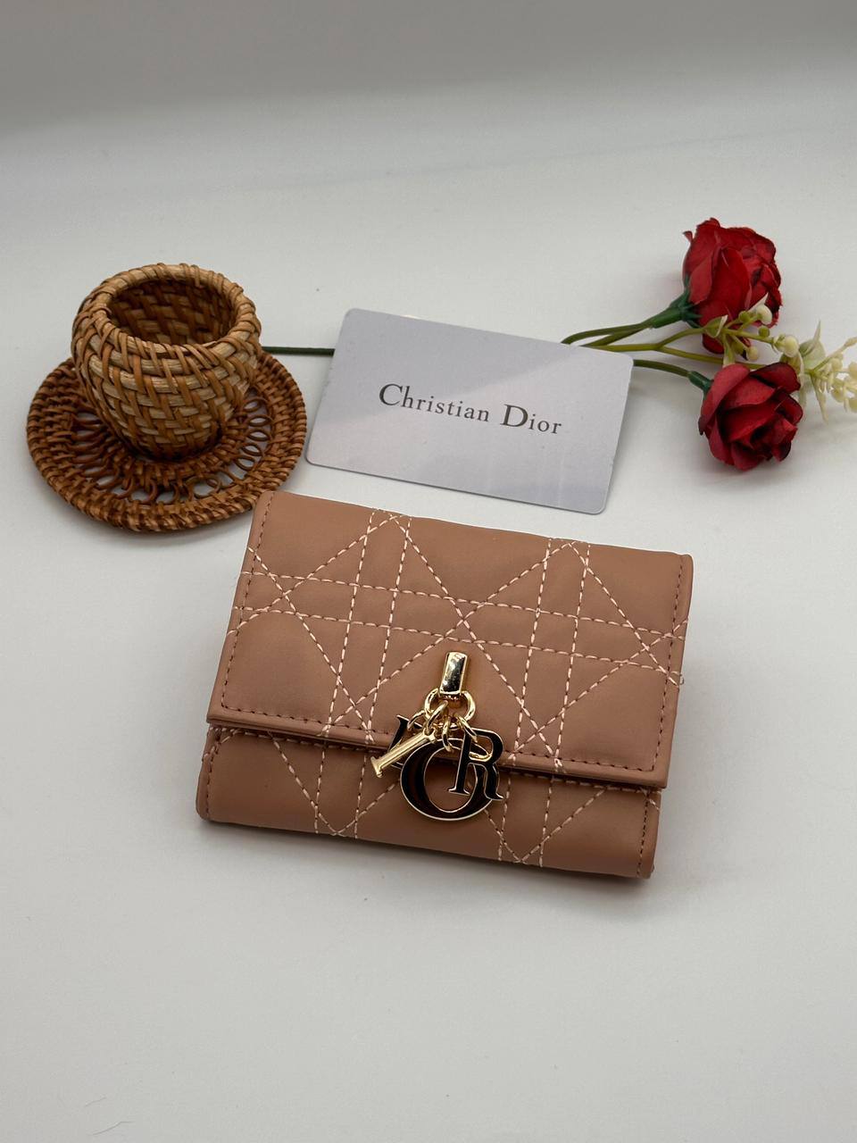 💝  *Dior*💝
💝*Super Master*💝
280 dhs🪙🌨️

Zain275
♥️♥️♥️