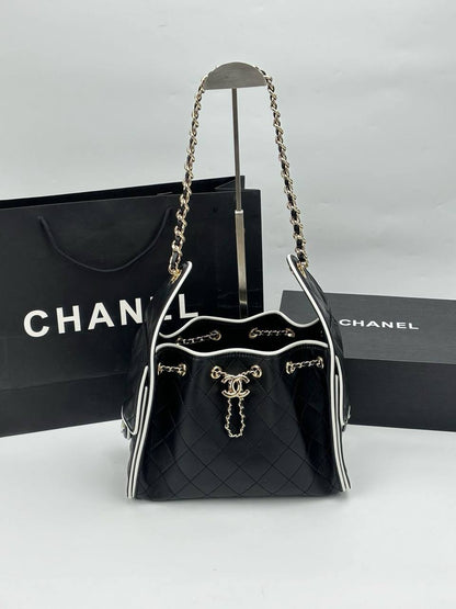 Chanel
Master🌺🌺
 25cm 
330 dhs✅
22cm 220

Zain114
♥️♥️♥️