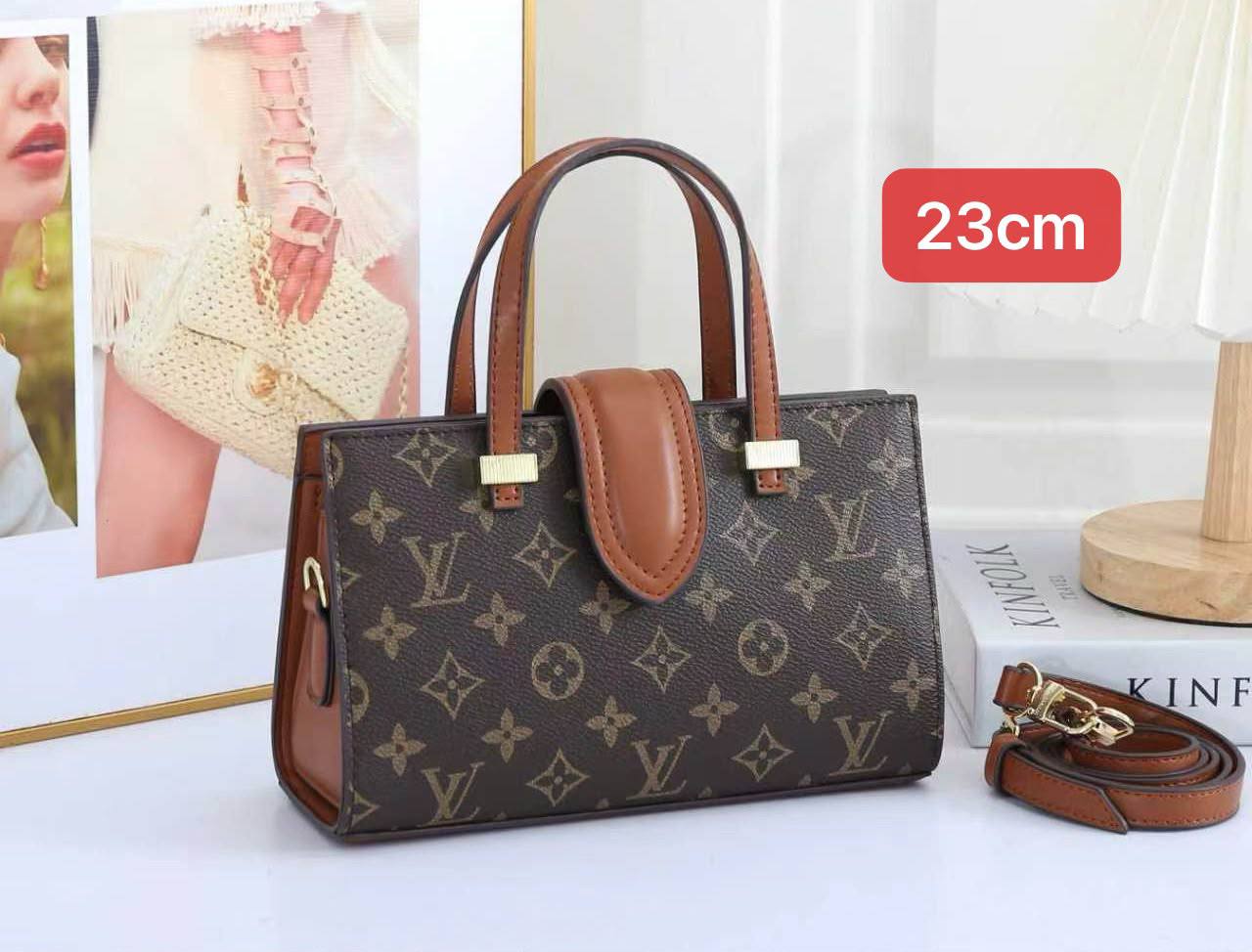 MIX BRANDS 

23CM STOCK ✨👆🏾


WITH BOX 


100dhs🇦🇪🇦🇪

Zain168
♥️♥️♥️