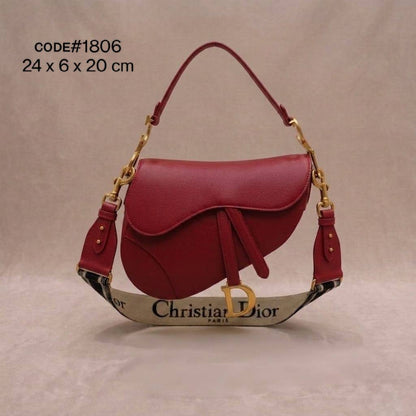 CHRISTIAN DIOR
sᴀᴅᴅʟᴇ ᴄʀᴏssʙᴏᴅʏ ʙᴀɢ
ʟᴇᴀᴛʜᴇʀ & ᴏʙʟɪǫᴜᴇ ᴍᴀᴛᴇʀɪᴀʟ
sɪᴢᴇ : 24 cm
ᴡɪᴛʜ BOX
🎁🎁🎁

120 dhs✅

Zain31
Zain56
♥️♥️♥️