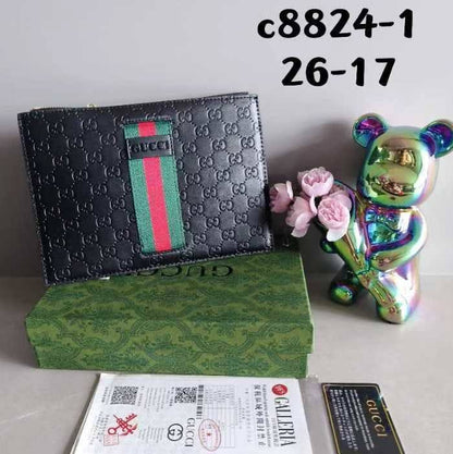Clutch Bags

60 dhs🗽

with box
🎁🎁🎁

Zain50
♥️♥️♥️